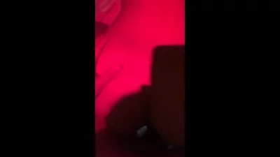 被猛抽插到语无伦次，淫语不断，直太骚了，听声可射